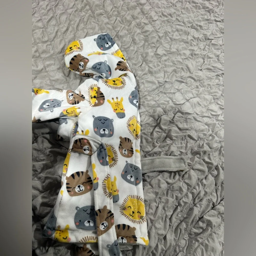 Adorable Animal Print Baby Robe